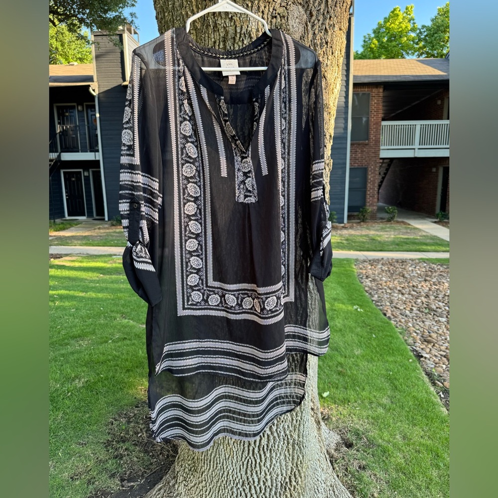 Knox Rose Women's Black and White Sheer. swimsuit cover - Picture 6 of 12